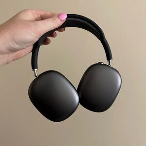 Apple Airpods Max Headphones - Space Grey